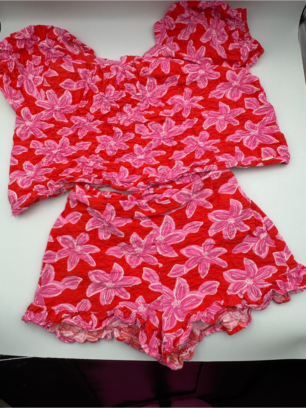 Tahari Girl Orange and Pink Floral Short Set